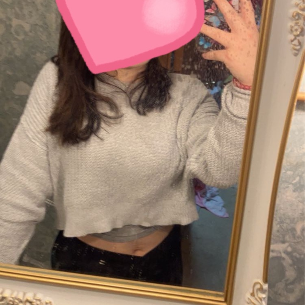 Aeropostale Gray Crew Neck Sweater Classic Knit Design